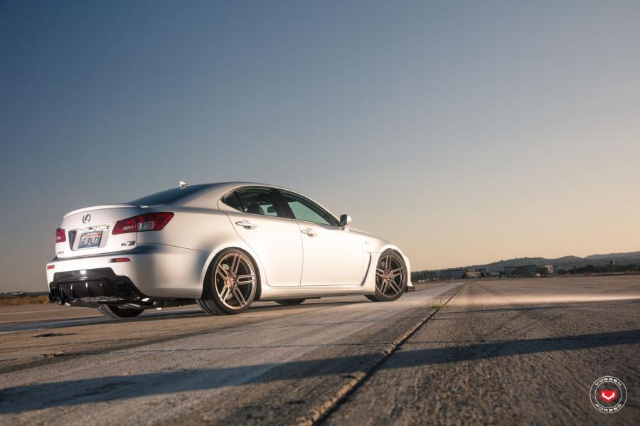  Lexus IS F on Vossen Wheels (HC-1) 2017 года  (фото 21 из 21)